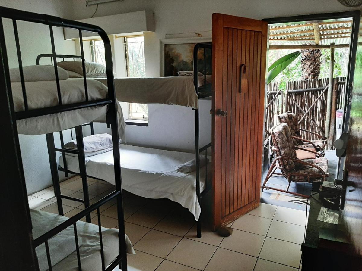 Elephant Walk Guesthouse And Back Packers Phalaborwa Kültér fotó