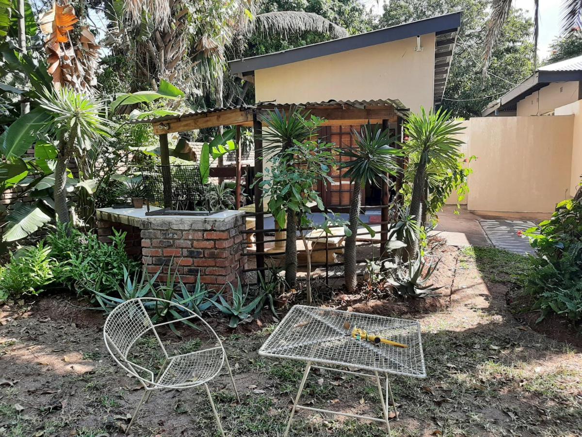 Elephant Walk Guesthouse And Back Packers Phalaborwa Kültér fotó